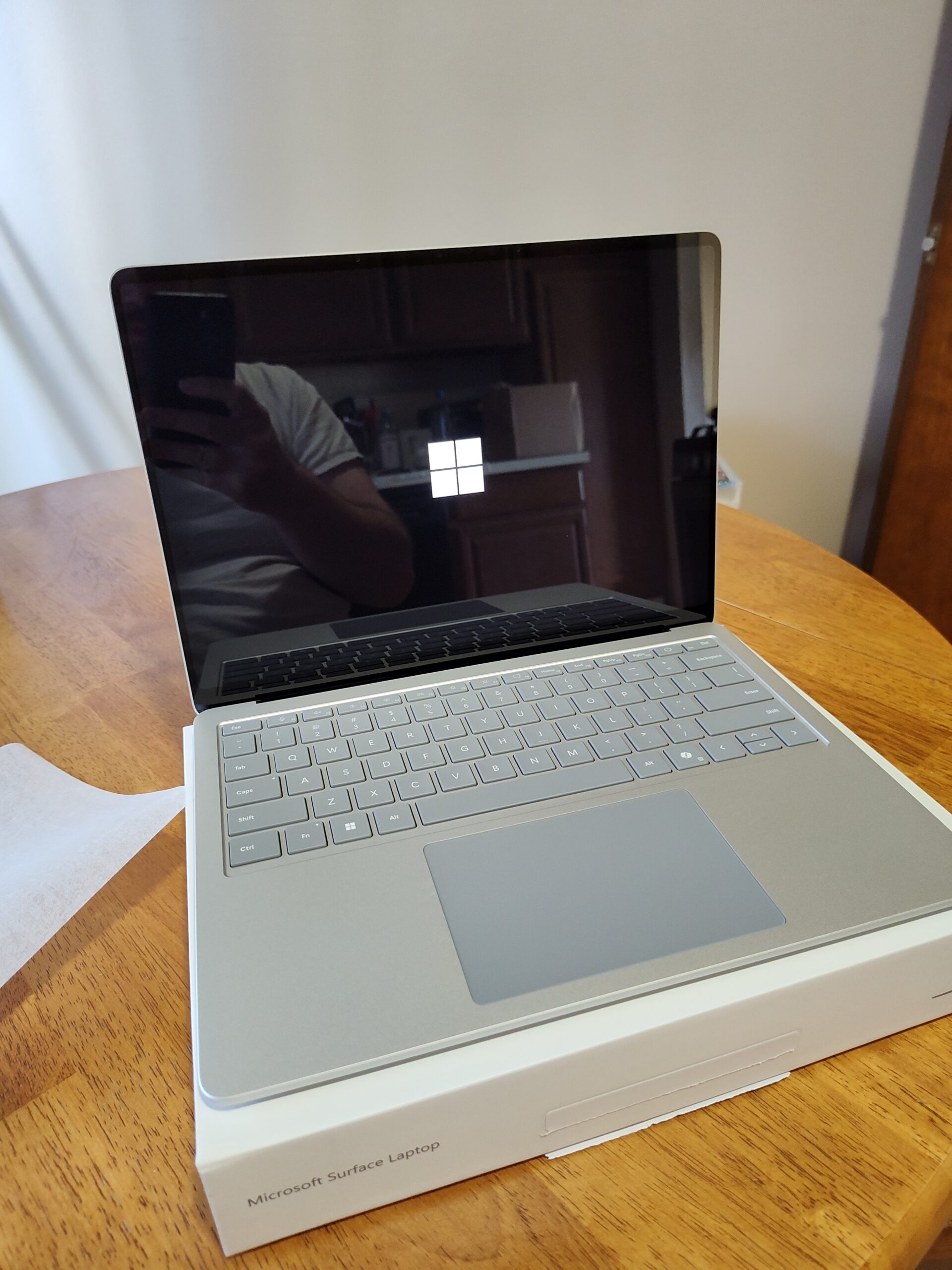 Modern Windows laptop keyboard and touchpad, the area affected when the touchpad stops responding after sleep